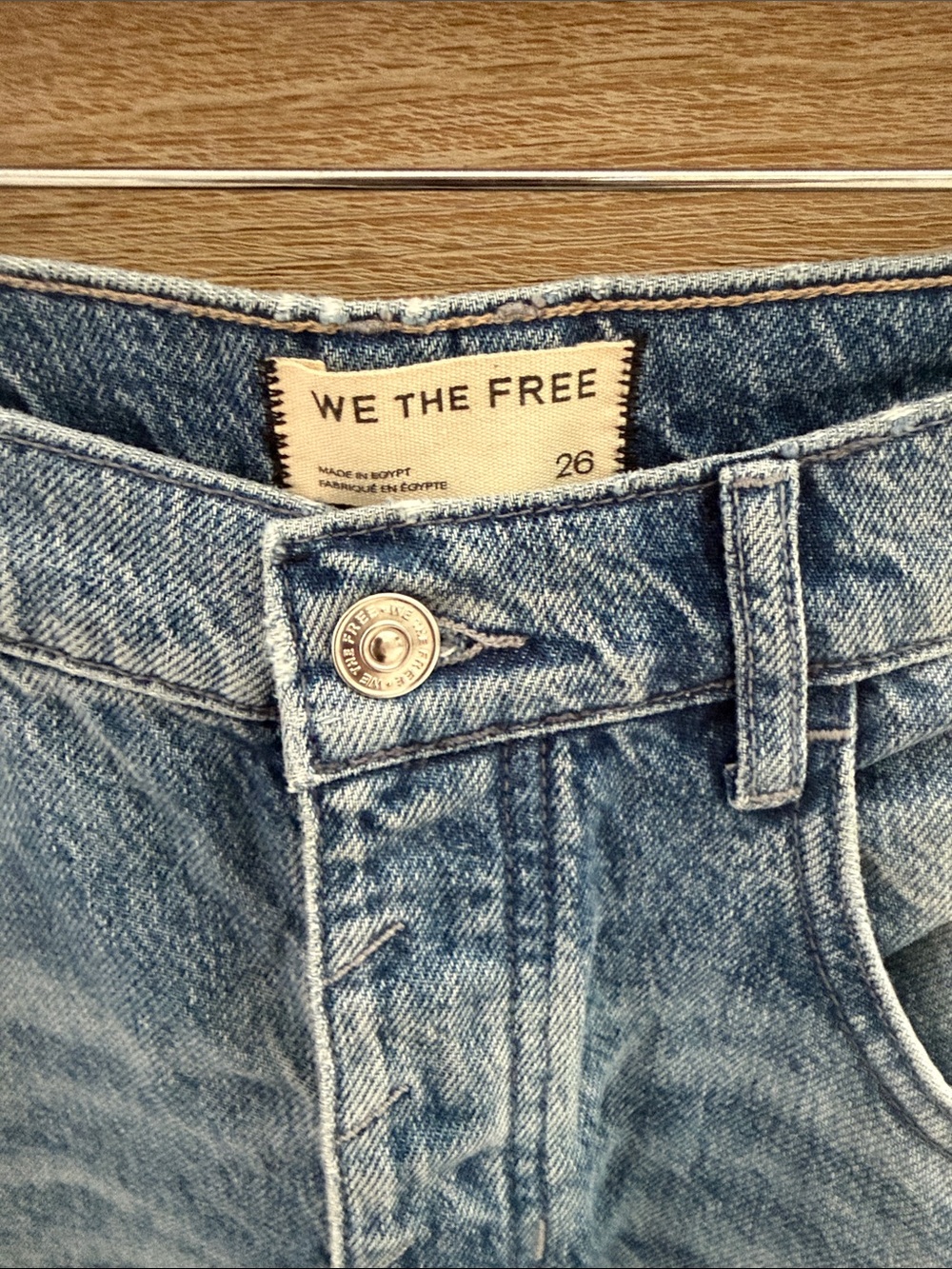 We The Free Light Blue Distressed horseshoe barrel Leg Jeans - Picture 5 of 5